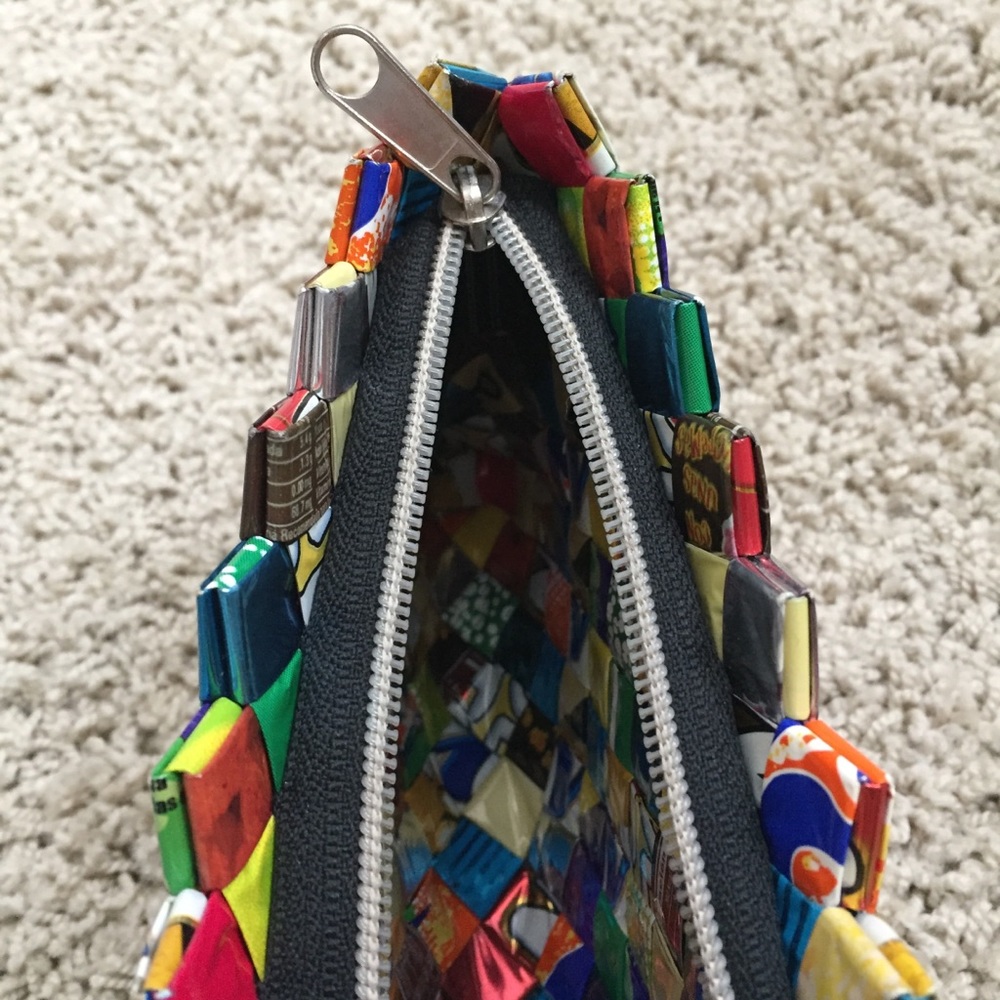 🎉HP🎉 FUN colorful clutch! ✌️ - Picture 3 of 3